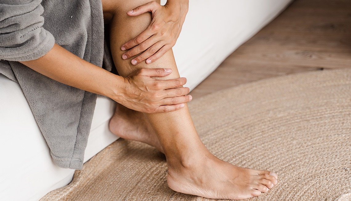 Top Warning Signs of Deep Vein Thrombosis in Adults